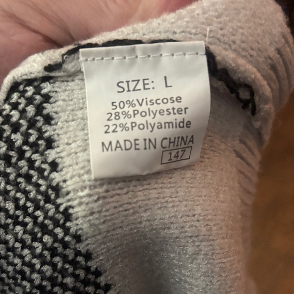 Checkerboard Knit Sweater in Black and Light Gray - Picture 2 of 3